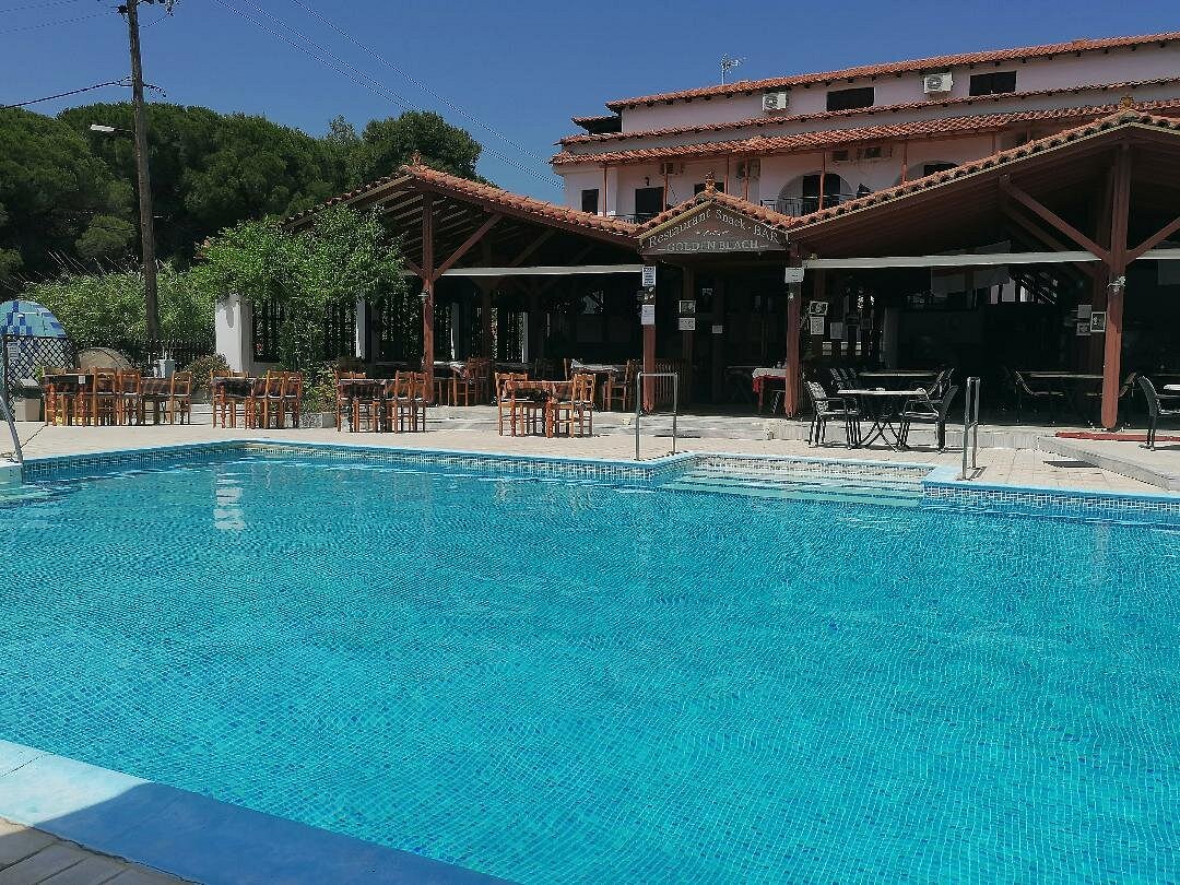 Golden Beach Apartments near Koukounaries Skiathos