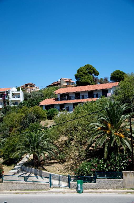 Villa Anna Apartments in Megali Ammos Skiathos