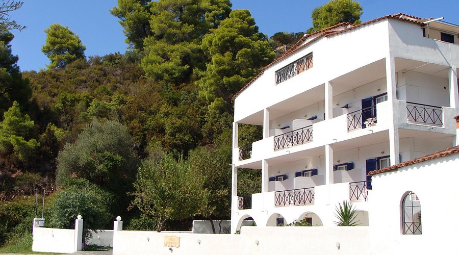Villa Kanapitsa accommodation in Skiathos